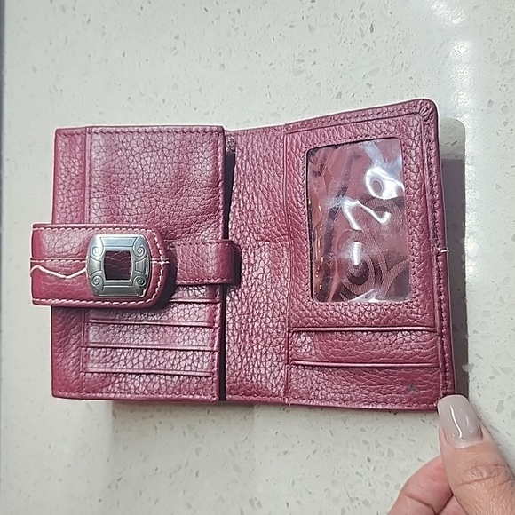 Brighton Vintage Pebble Leather Fold Wallet - Picture 5 of 10